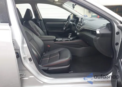 2024 Nissan Altima Sr Fwd z USA, uszkodzony, nr VIN 1N4BL4CV7RN393161